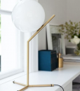 ic-t1-high_michael-anastassiades_lampe-a-poser-table-lamp-_flos_f3170059-__design_signed-35169-product ic-t1-high_michael-anastassiades_lampe-a-poser-table-lamp-_flos_f3170059-__design_signed-35169-product