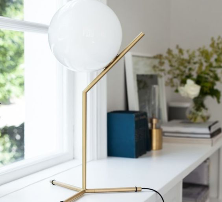 ic-t1-high_michael-anastassiades_lampe-a-poser-table-lamp-_flos_f3170059-__design_signed-35169-product